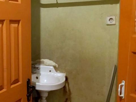 коммерческая по адресу Новосельского ул., 84