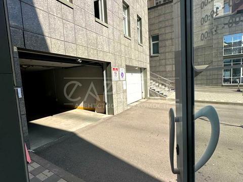 комерційна за адресою Василя Тютюнника вул. (Анрі Барбюса), 51/1А