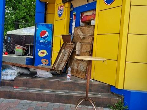 коммерческая по адресу горького, 2в