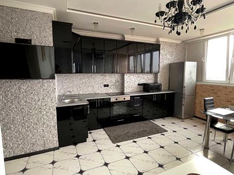 квартира за адресою Наталії Ужвій вул., 12