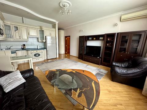 квартира по адресу Леси Украинки бульв., 23б