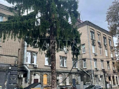 комерційна за адресою Вадима Гетьмана вул., 2
