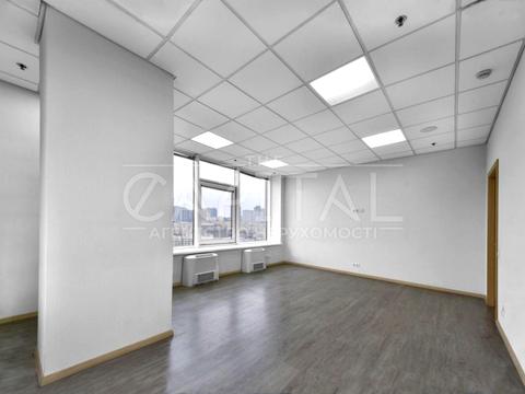 комерційна за адресою Антоновича вул. (Горького), 120