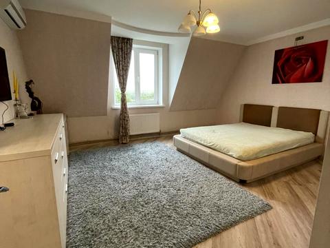 будинок за адресою вул. Корольова Академіка, 2