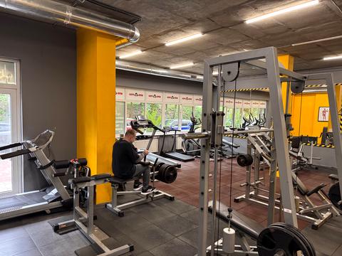 комерційна за адресою Євгена Коновальця вул. (Щорса), 36-А