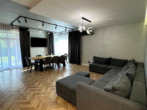 будинок за адресою Кошового