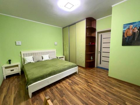 квартира по адресу Миколы Бажана просп., 10