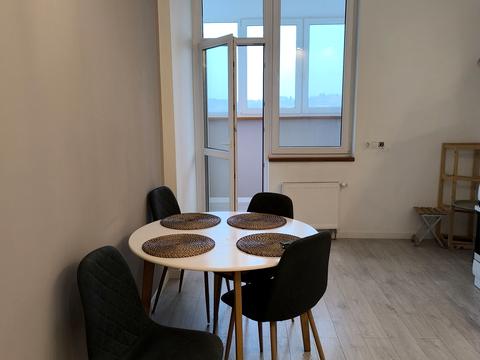 квартира за адресою Рея Бредбері вул., 2
