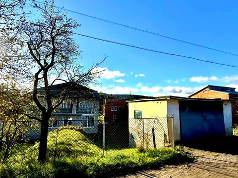 дом по адресу львівська