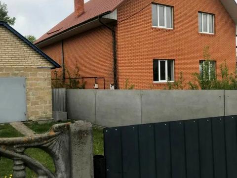 будинок за адресою Залізнична, 4