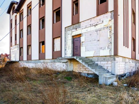 комерційна за адресою Каштановий провулок, 3