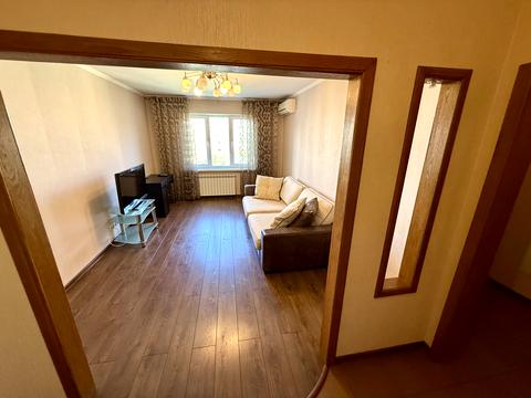 квартира за адресою Ревуцького вул., 21