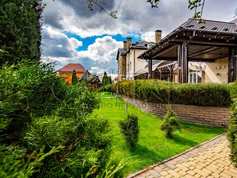 комерційна за адресою Бориспільський, 1