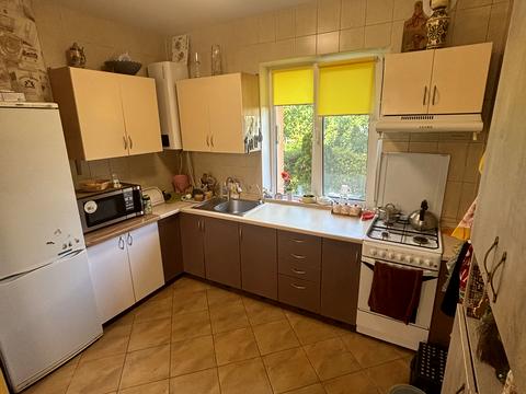 будинок за адресою Вишнева, 3