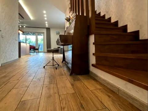 будинок за адресою 53-тя Садова вул., 61