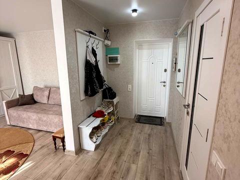 квартира за адресою Закам'яна, 3