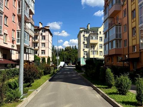 квартира за адресою Академіка Лебедєва вул., 1