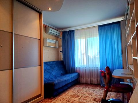 квартира за адресою Анни Ахматової вул., 37