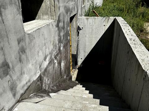 комерційна за адресою Жовтнева вул., 7