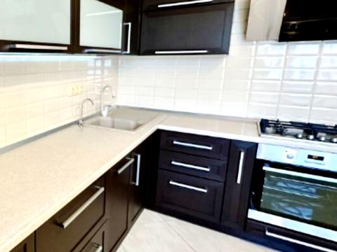 квартира за адресою Миколаївська вул., 16