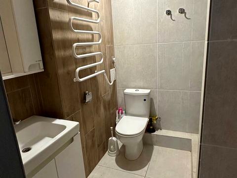 квартира за адресою Сім'ї Кульженків вул. (Петра Дегтяренка), 31-А
