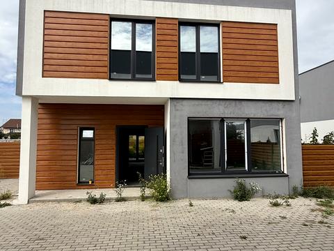 будинок за адресою Дивовижна вул., 14