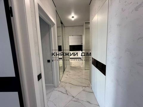 квартира за адресою Дніпровська набережна вул., 20-А