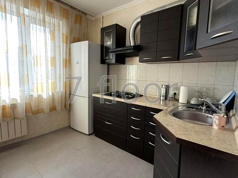 квартира за адресою Володимира Висоцького бульв., 6-Б