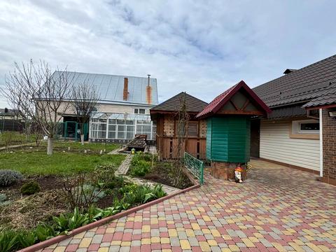 будинок за адресою Богдана Хмельницького