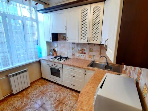 квартира за адресою Леоніда Первомайського вул., 9-А
