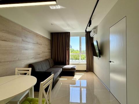 квартира за адресою Олени Теліги вул., 25