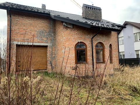 будинок за адресою Весняна вул., 1