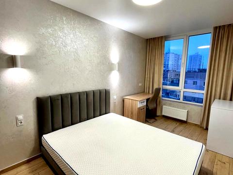 квартира за адресою Космічна вул., 5