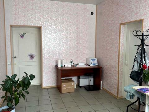 комерційна за адресою Яблуневий мікрорайон вул., 25