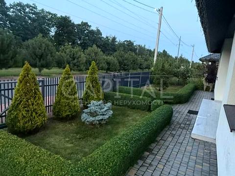 будинок за адресою вул. Паркова