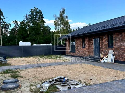 будинок за адресою Успішна