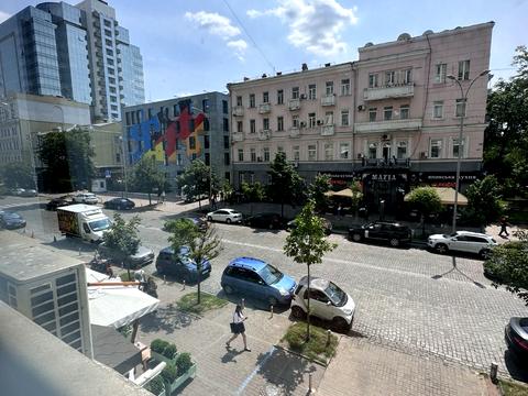 коммерческая по адресу Богдана Хмельницкого ул., 32