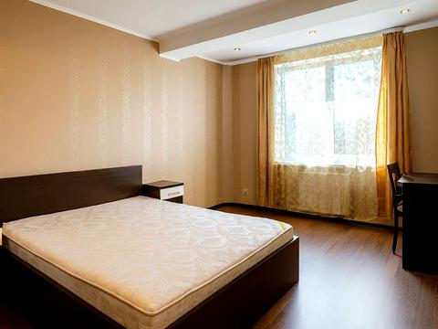 квартира за адресою Братів Міхновських вул. (Московська), 32