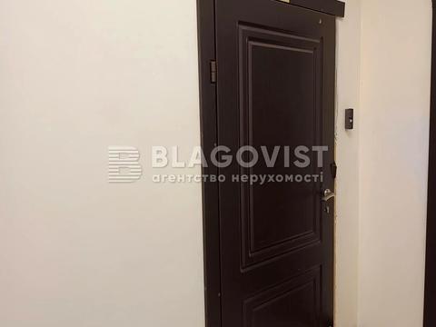 коммерческая по адресу Глубочицкая ул., 17
