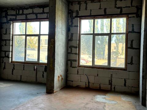 комерційна за адресою Добробутна вул., 1