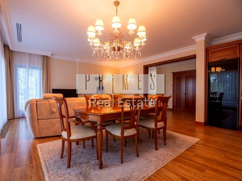 будинок за адресою Ягідна вул.