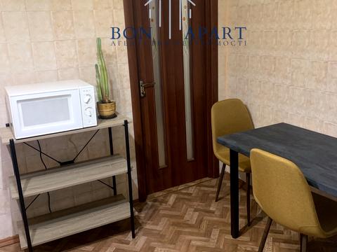 квартира за адресою Героїв полку "Азов" вул. (Маршала Малиновського), 3-Б