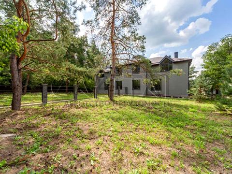 будинок за адресою Фастівський