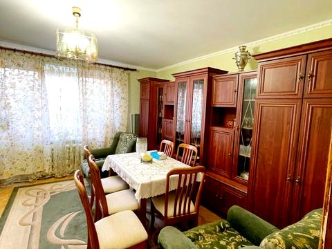 квартира за адресою Незалежності бульв. (50 років Жовтня), 12