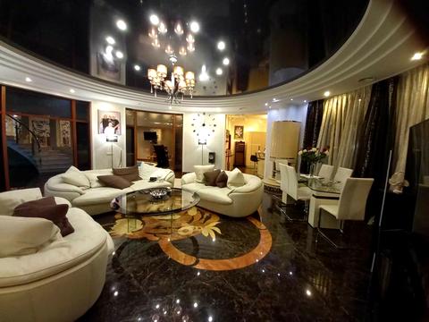 будинок за адресою смт. Козин, П'ятихатська вул.