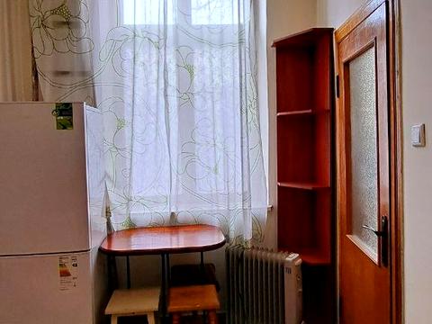квартира за адресою Під Дубом вул. (Космонавтів), 14
