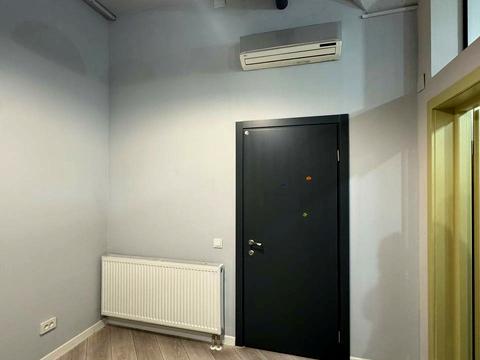 комерційна за адресою Святослава Караванського вул. (Жуковського), 10