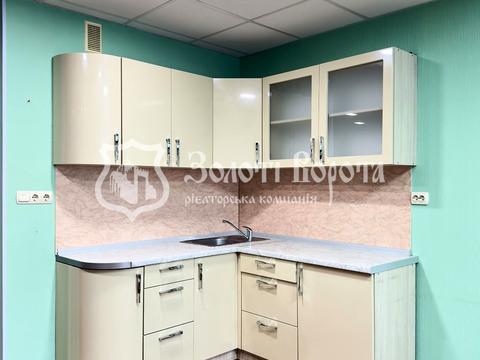 коммерческая по адресу Драгоманова ул., 1-А