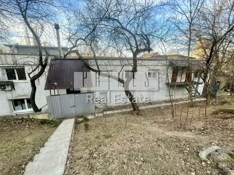 комерційна за адресою Київ, Науки просп., 33А