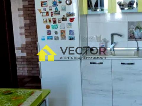 квартира за адресою Героїв України вул., 32
